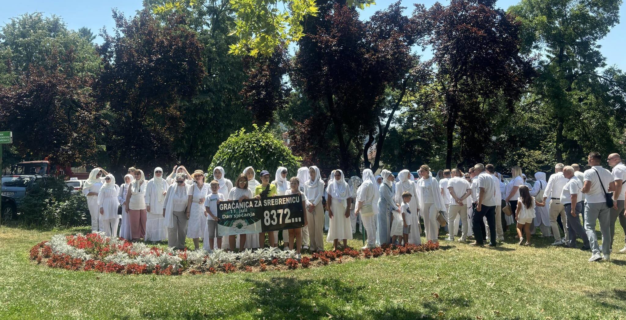 Mirna šetnja za Dan sjećanja na genocid u Srebrenici